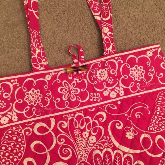 Vera Bradley Tote - Picture 2 of 7